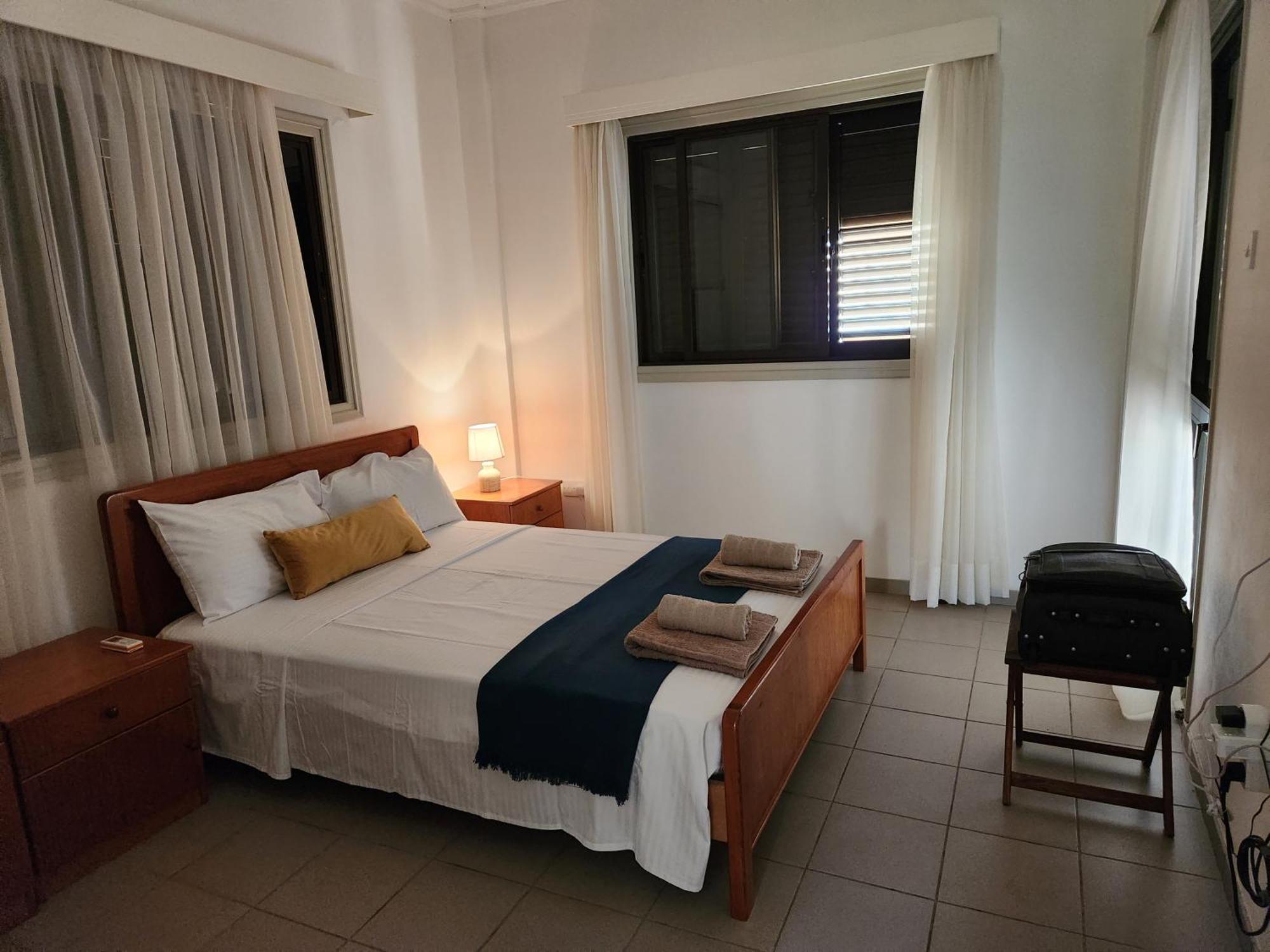 Serena Vacation Home Pomos Bagian luar foto